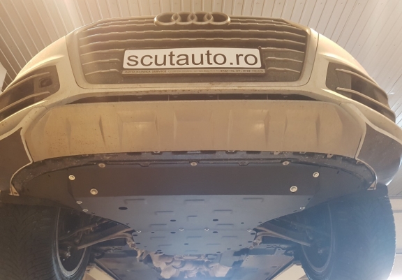 Scut motor metalic Audi Q8